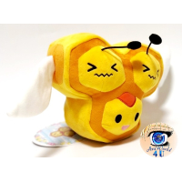 Legit Pokemon center plush Combee +/- 41cm (wingspan)
